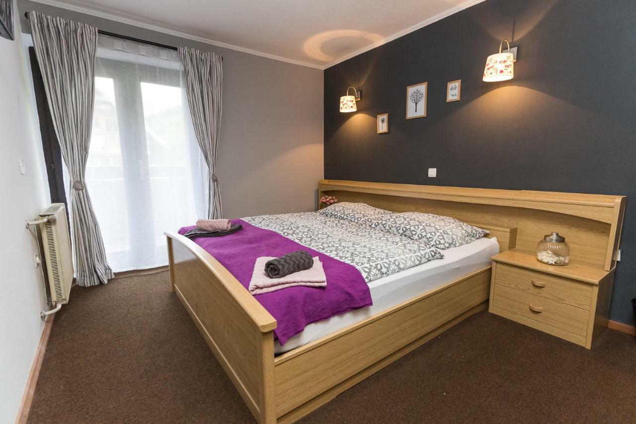 Rooms Malina Blejska Dobrava Exterior photo